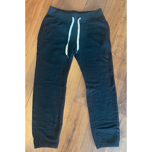 n:philanthropy Night Jogger - Picture 3 of 3